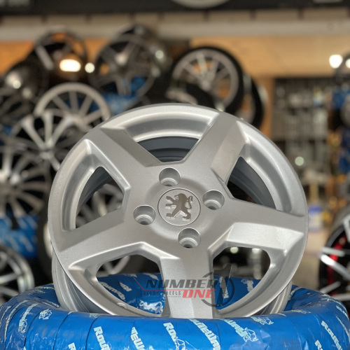 رینگ-فابریک-شمشیری-سایز-14-نقره-ای-اروند-تصویر-1