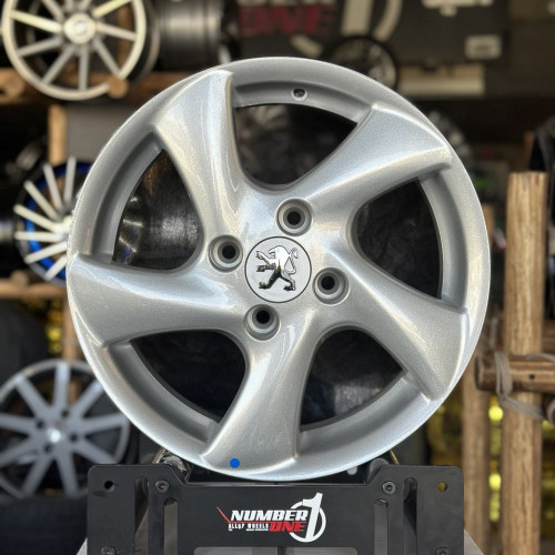 رینگ-سیراکو-نقره-ای-سایز-15-تصویر-اصلی