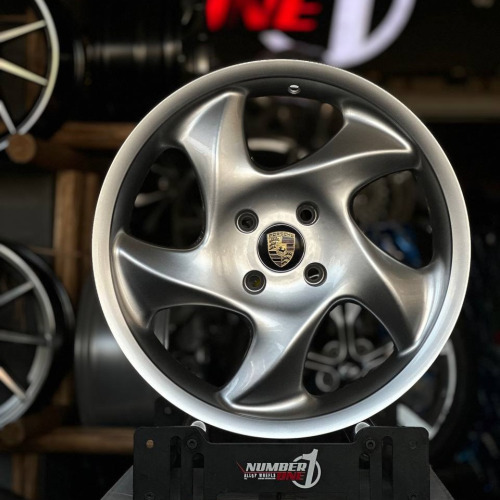 رینگ-اسپرت-پورش-دیزاین-سایز-17108-نقره-ای-خارجی-تصویر-اصلی